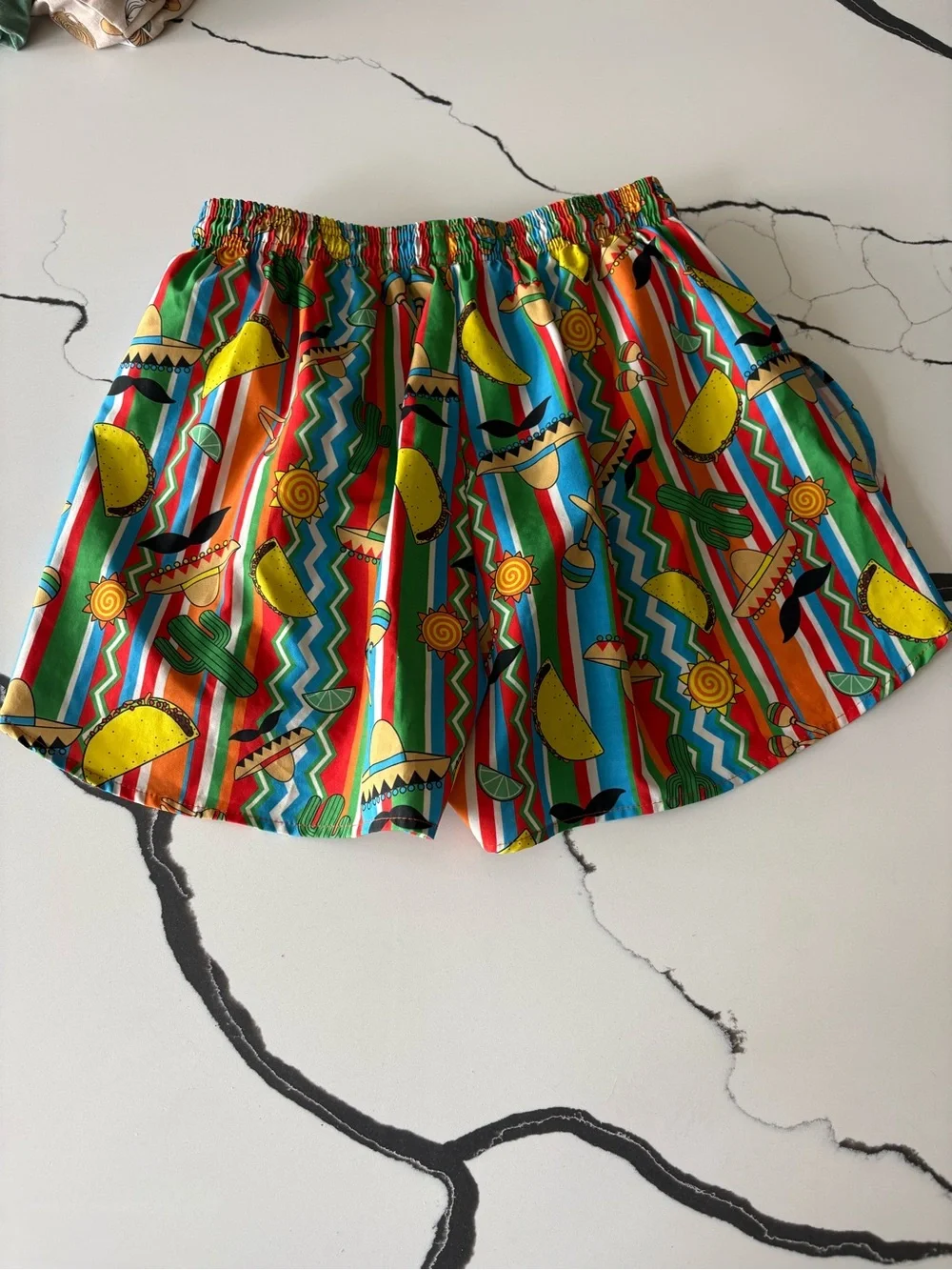 BOA | Men’s Lined Split Leg Running Shorts - EUC